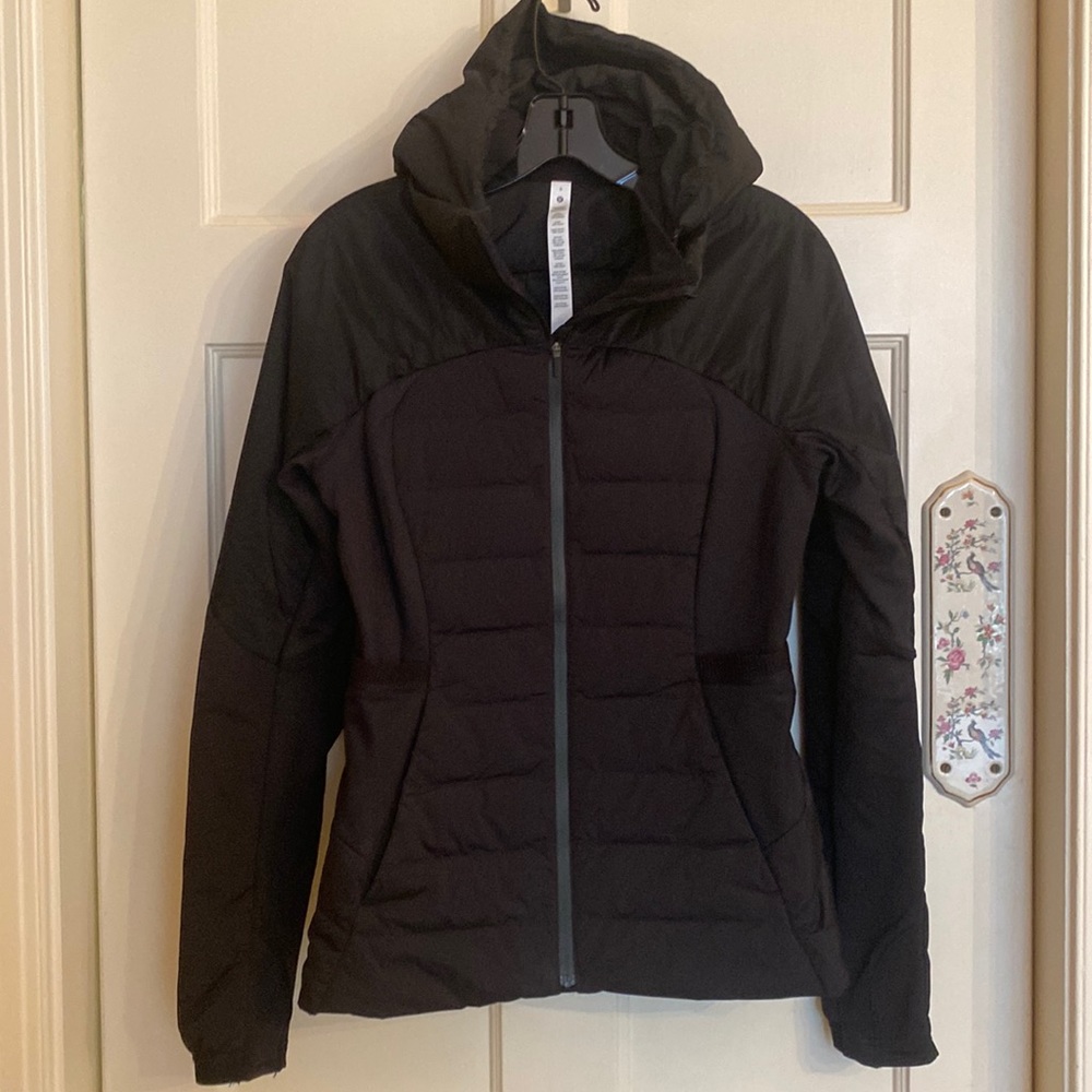 Lululemon jacket never worn without tags